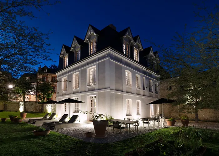 Saint-Delis Hotel & Spa - La Maison Du Peintre - Relais & Chateaux